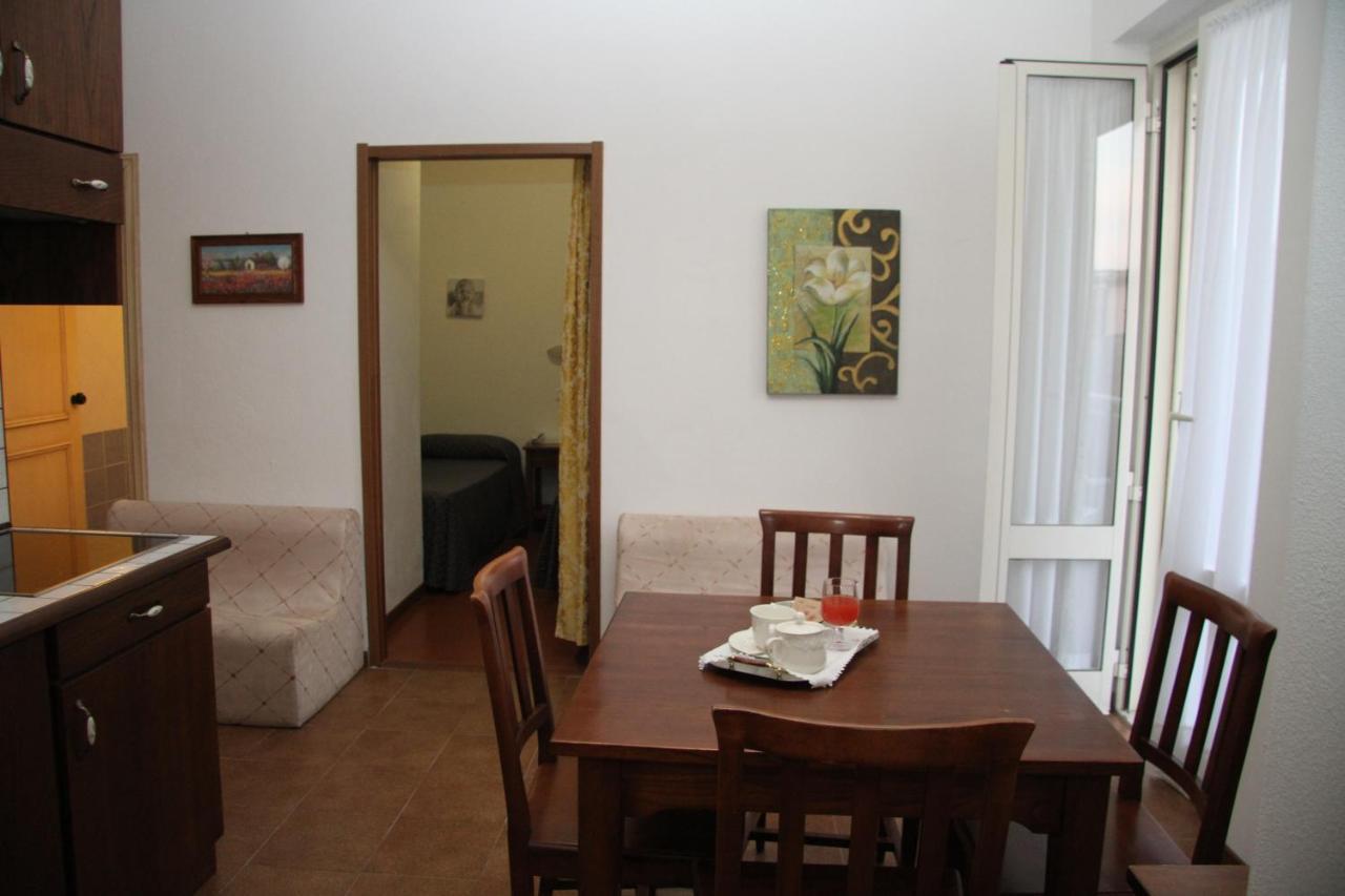 Residence I Due Pini マリーナ・ディ・グロッセート エクステリア 写真